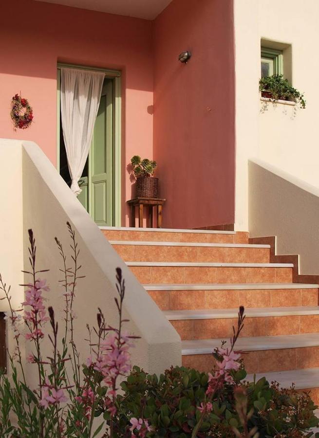 Flower And Crafts - The Eco Nature House Monolithos  Bagian luar foto